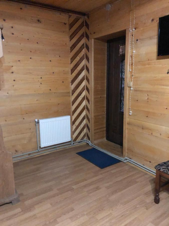 Kabanova Gora Pension Boekovel Buitenkant foto