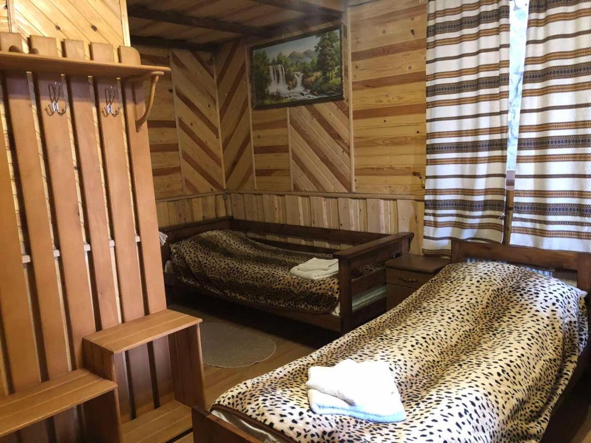 Kabanova Gora Pension Boekovel Buitenkant foto