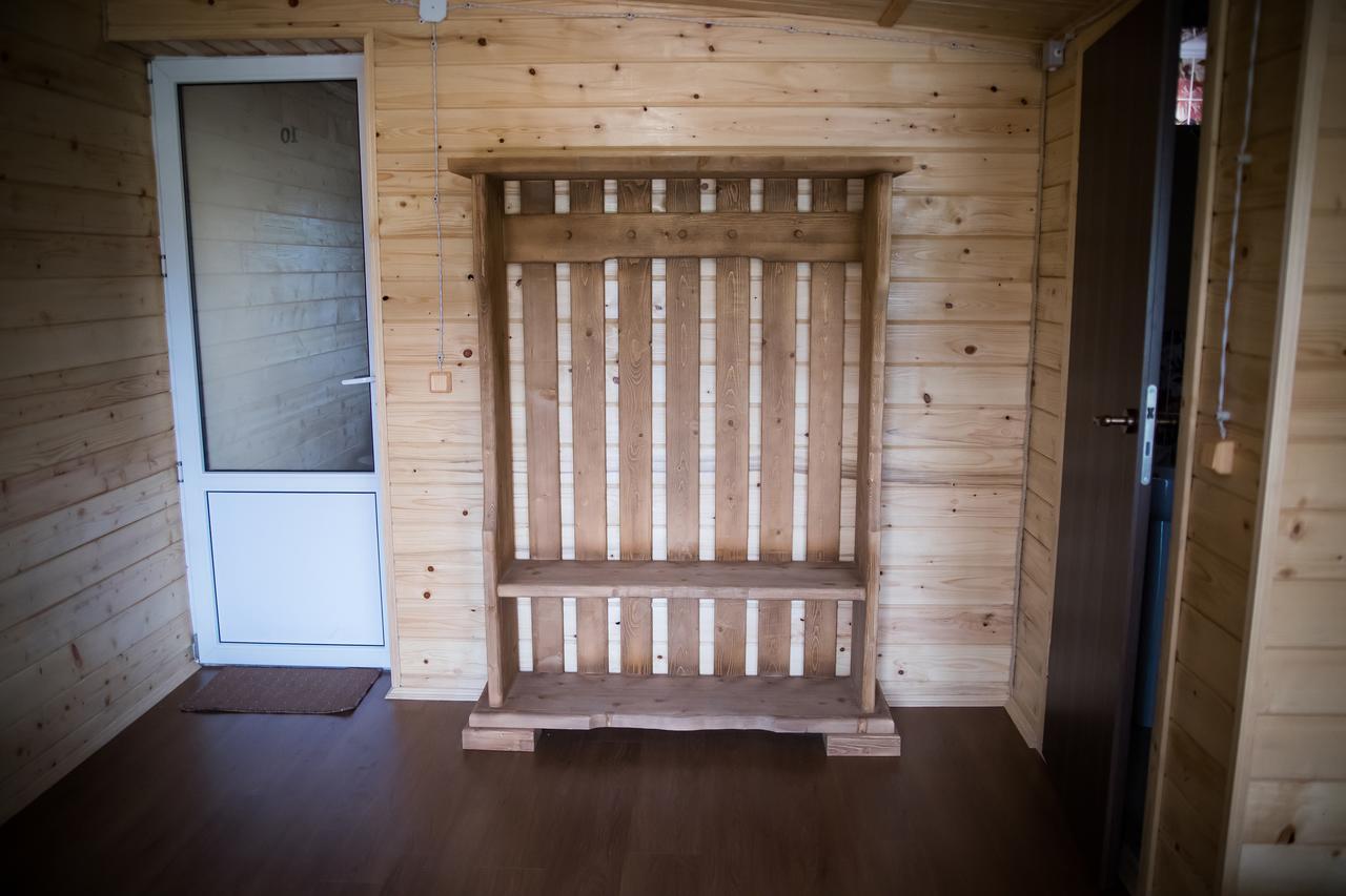 Kabanova Gora Pension Boekovel Buitenkant foto