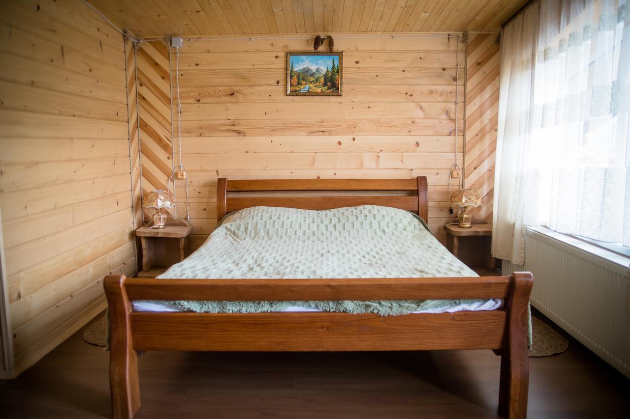 Kabanova Gora Pension Boekovel Buitenkant foto