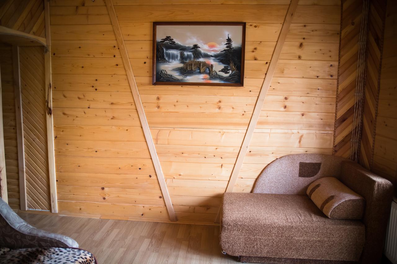 Kabanova Gora Pension Boekovel Buitenkant foto