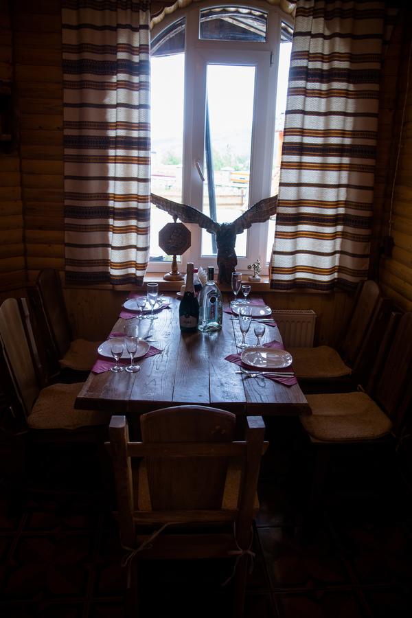 Kabanova Gora Pension Boekovel Buitenkant foto