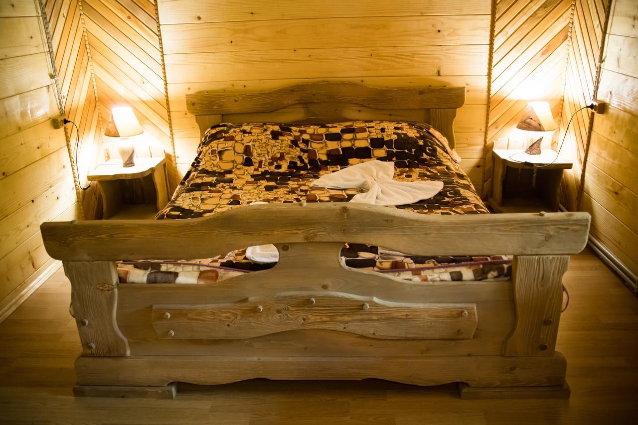 Kabanova Gora Pension Boekovel Buitenkant foto