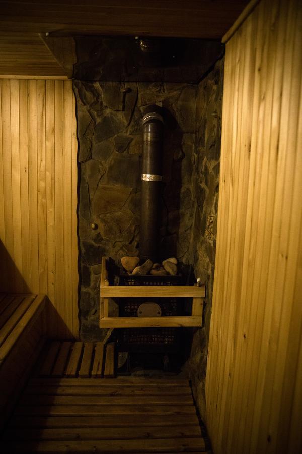 Kabanova Gora Pension Boekovel Buitenkant foto