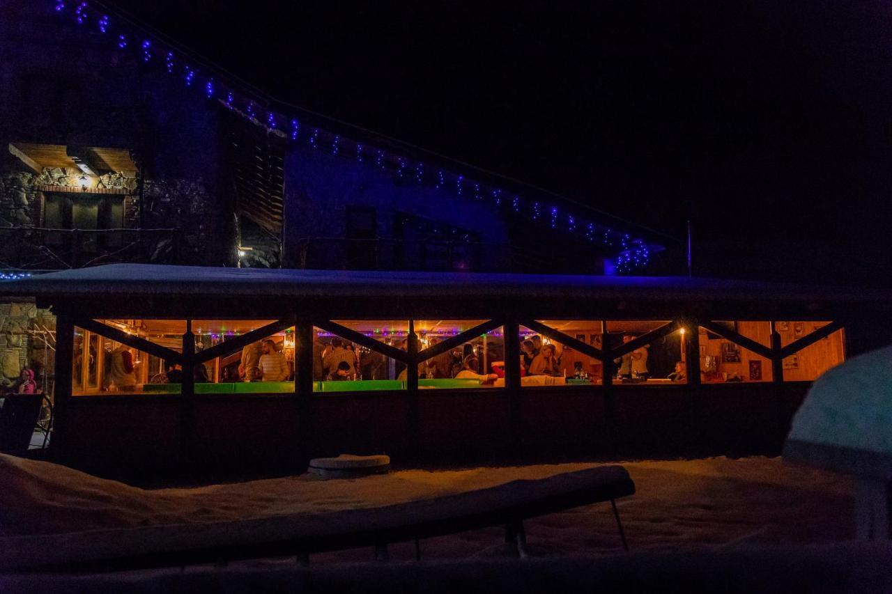 Kabanova Gora Pension Boekovel Buitenkant foto